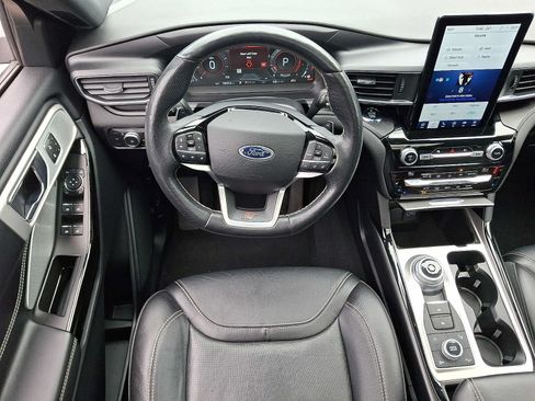 Used 2021 Ford Explorer ST w/ Equipment Group 401A AWD/4WD image 12