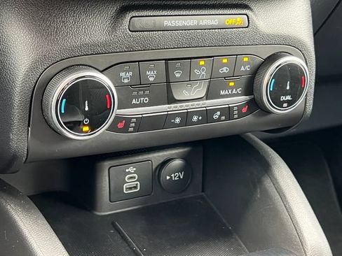 Used 2024 Ford Escape Active AWD/4WD image 24