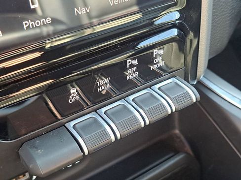 Used 2023 RAM 1500 Laramie image 10