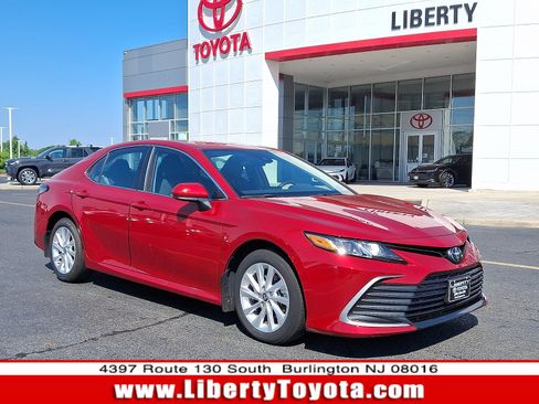 Used 2024 Toyota Camry LE FWD image 1