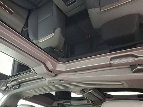 Used 2025 GMC Hummer EV 3X AWD/4WD image 18