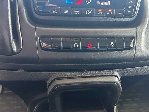Used 2025 RAM ProMaster 2500 w/ Convenience Group FWD image 44
