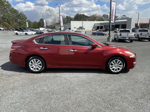 Used 2015 Nissan Altima 2.5 S w/ Power Driver Seat Package image 2