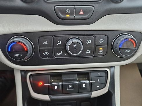 Certified 2023 GMC Terrain Denali w/ Denali Premium Package image 35