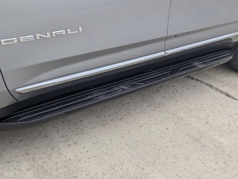 New 2026 GMC Yukon XL Denali w/ LPO, Floor Liner Package image 10