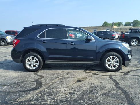 Used 2017 Chevrolet Equinox LT w/ Convenience Package FWD image 2