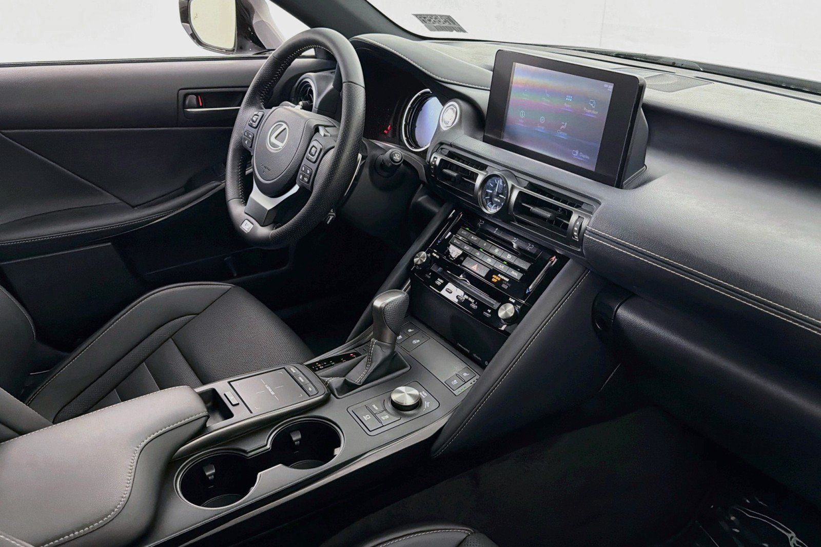 Used 2025 Lexus IS 350 F Sport RWD image 15
