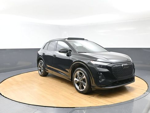 Used 2023 Audi Q4 e-tron Premium Plus AWD/4WD image 8