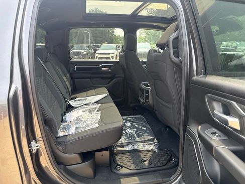 New 2026 RAM 1500 Big Horn AWD/4WD image 24