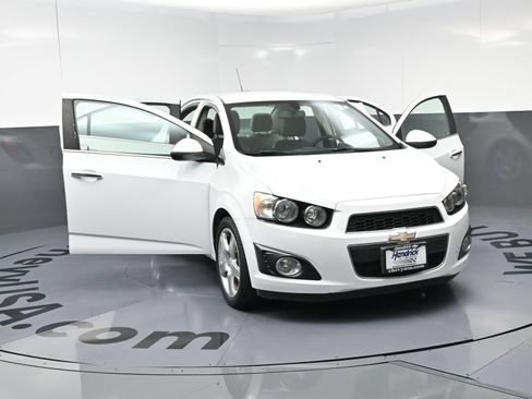Used 2015 Chevrolet Sonic LTZ FWD image 24