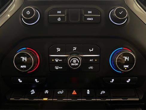 Used 2019 Chevrolet Silverado 1500 LT w/ All-Star Edition image 33