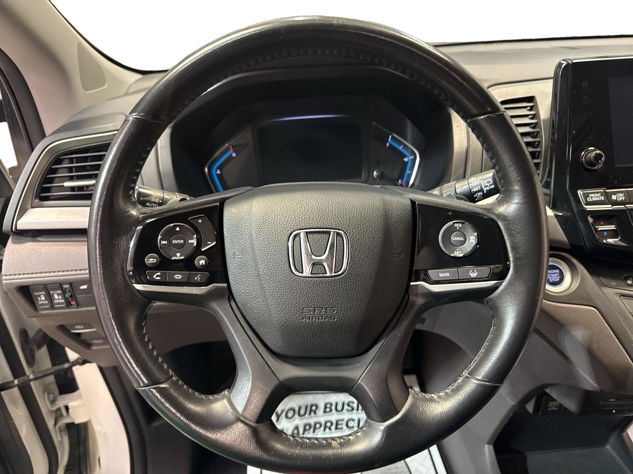 Used 2018 Honda Odyssey Touring image 12