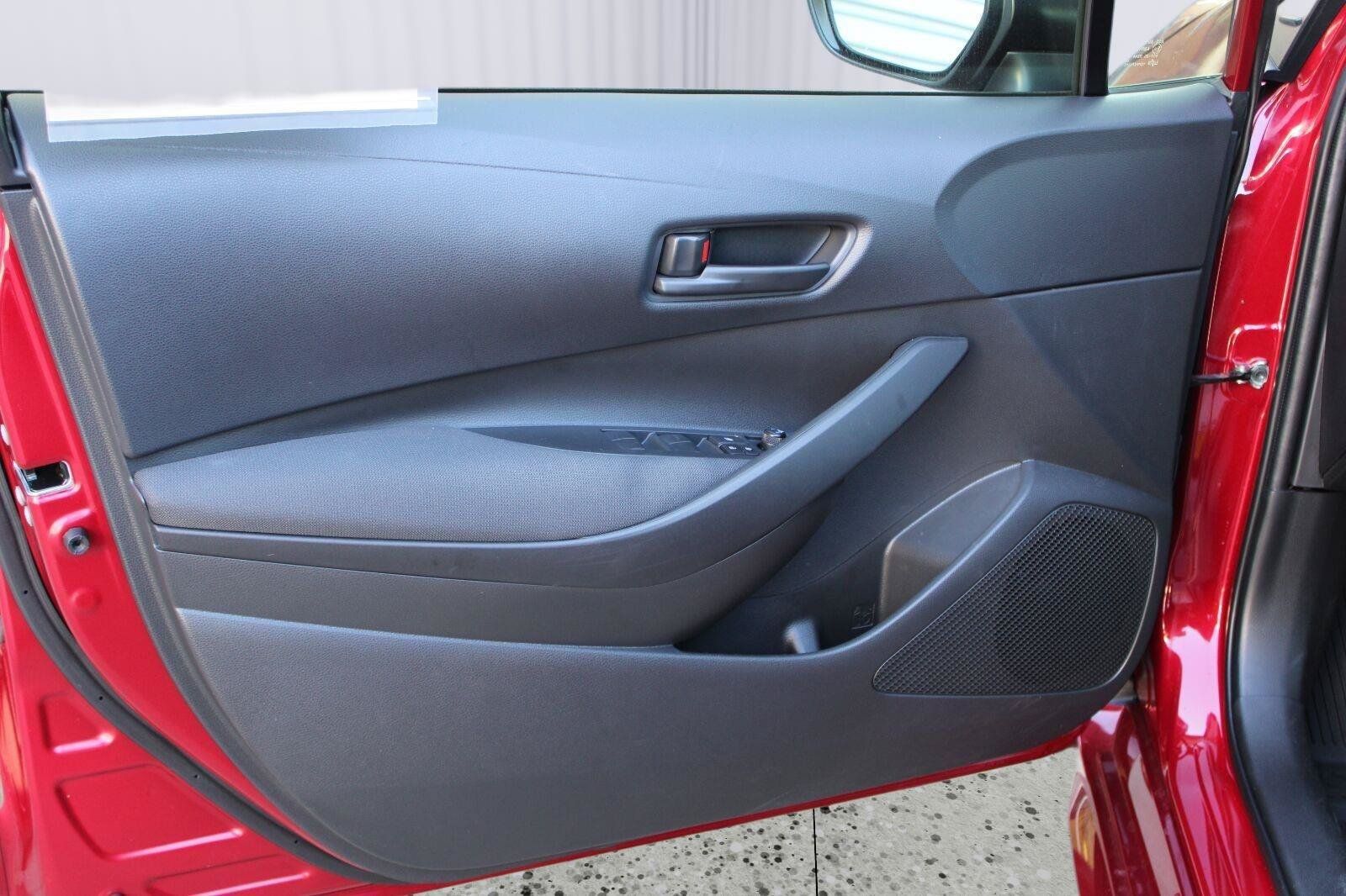 Certified 2025 Toyota Corolla LE w/ LE Premium Package FWD image 45