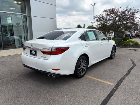 Used 2016 Lexus ES 350 w/ Premium Package w/Wood Trim FWD image 35