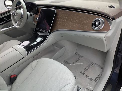 Certified 2023 Mercedes-Benz EQE 350+ SUV image 22