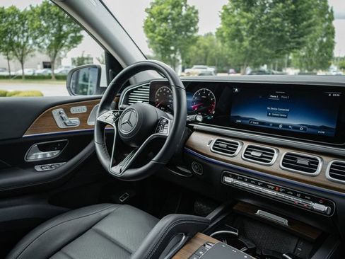 Certified 2025 Mercedes-Benz GLE 350 4MATIC image 19