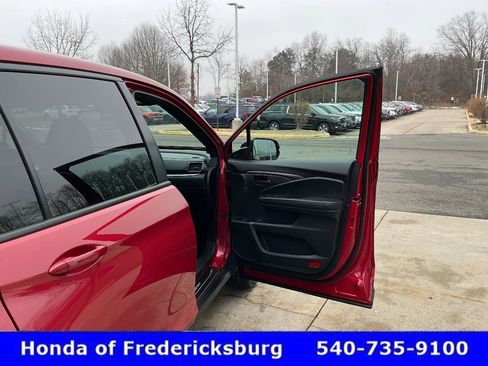 Certified 2024 Honda Passport EX-L image 19