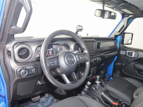 Used 2023 Jeep Gladiator Sport w/ Trailer Tow Package image 25