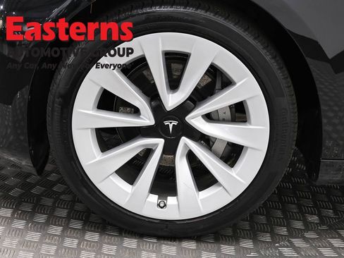 Used 2023 Tesla Model 3 Standard Range RWD image 29