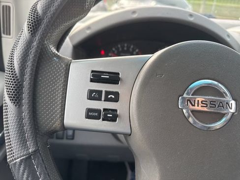 Used 2014 Nissan Frontier SV RWD image 22