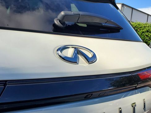 Used 2024 INFINITI QX60 Sensory w/ Vision Package AWD/4WD image 6