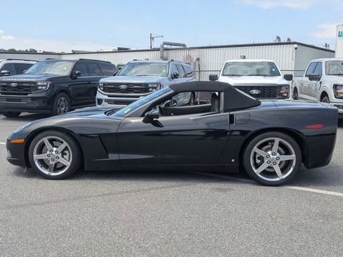 Used 2007 Chevrolet Corvette Convertible w/ Preferred Equipment Group RWD image 6