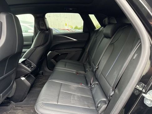 Used 2024 Cadillac Lyriq Sport AWD/4WD image 9