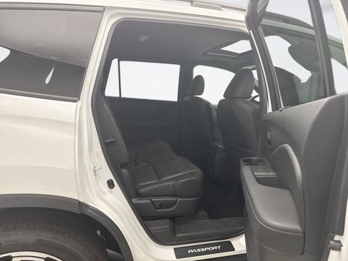 Used 2022 Honda Passport Elite image 20