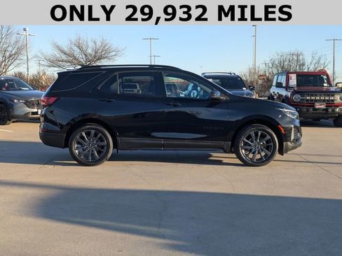 Used 2023 Chevrolet Equinox RS image 4