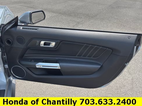 Used 2022 Ford Mustang Premium RWD image 21