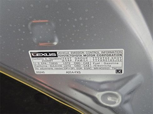 Used 2026 Lexus RX 450h AWD image 28