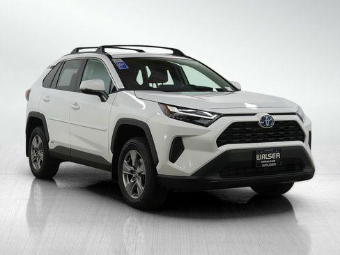 Used 2024 Toyota RAV4 XLE image 7