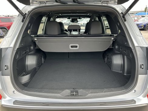 Used 2025 Subaru Forester Premium w/ Protection Package (1PH) image 27