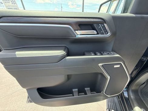 Certified 2025 GMC Sierra 1500 SLT w/ SLT Premium Plus Package AWD/4WD image 23