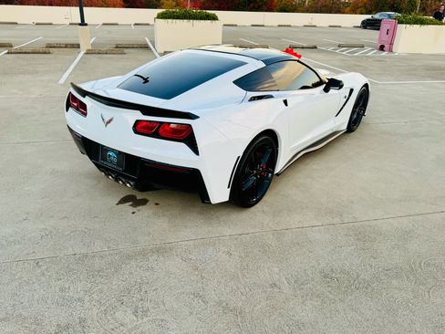 Used 2019 Chevrolet Corvette Stingray Coupe w/ Carbon Flash Badge Package image 8