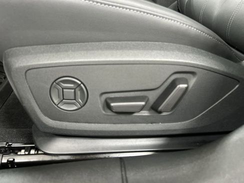 Used 2025 Audi A5 2.0T Premium w/ Convenience Package AWD/4WD image 11