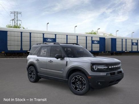 Used 2025 Ford Bronco Sport Outer Banks w/ Outer Banks Tech Package+ AWD/4WD image 9
