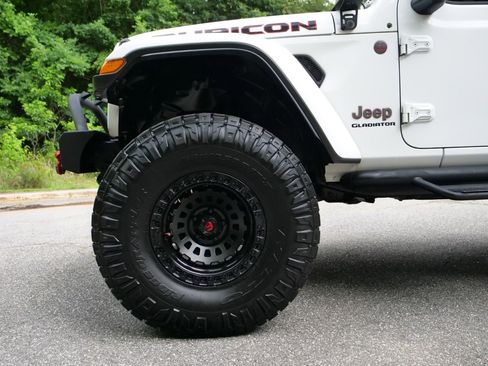 Used 2021 Jeep Gladiator Rubicon AWD/4WD image 8