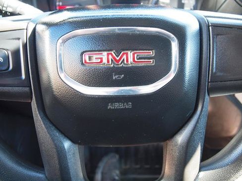Used 2019 GMC Sierra 1500 4x4 Double Cab w/ Convenience Package image 9