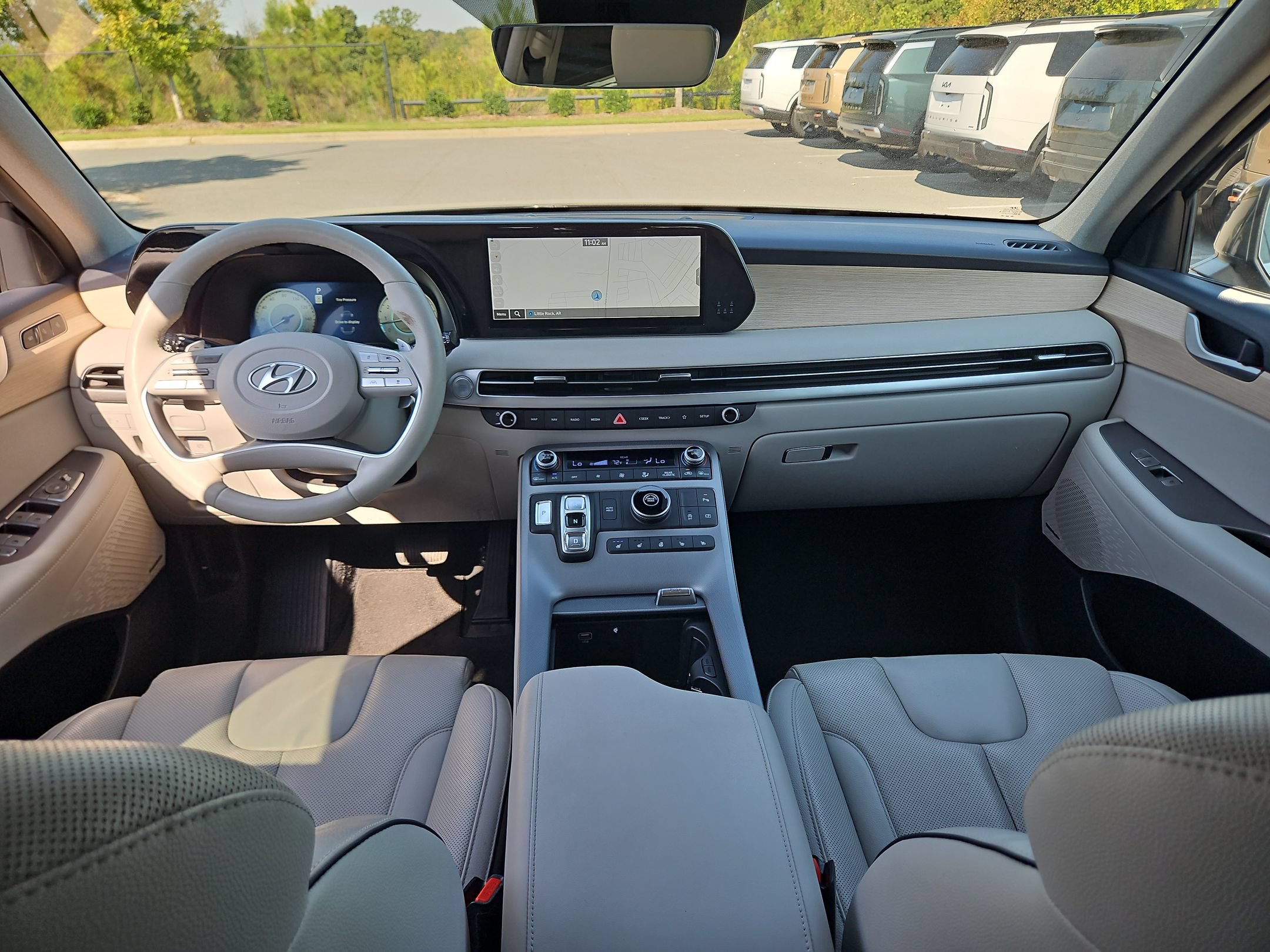 Used 2023 Hyundai Palisade Limited FWD image 10