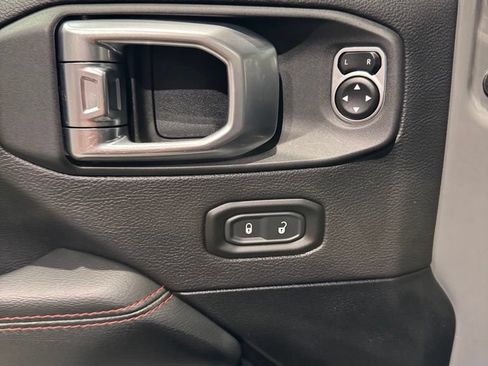 Used 2020 Jeep Wrangler Unlimited Rubicon AWD/4WD image 15