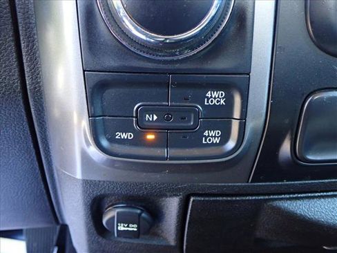 Used 2021 RAM 1500 Classic SLT image 20