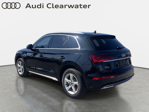 Used 2023 Audi Q5 2.0T Premium w/ Convenience Package image 2