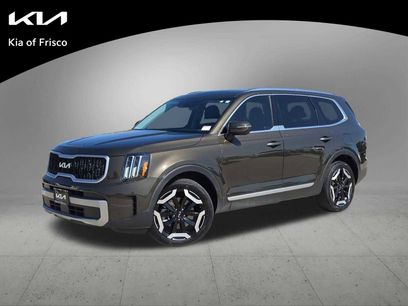 Used 2023 Kia Telluride EX w/ EX Captain's Chair Package