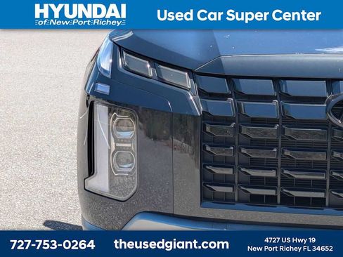 Certified 2025 Hyundai Palisade SE FWD image 9