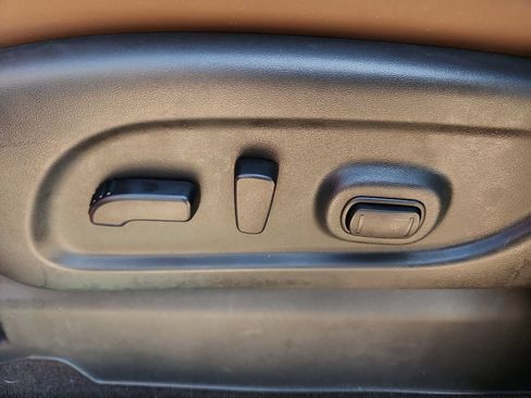Used 2023 Nissan Titan Platinum Reserve w/ Moonroof Package AWD/4WD image 15