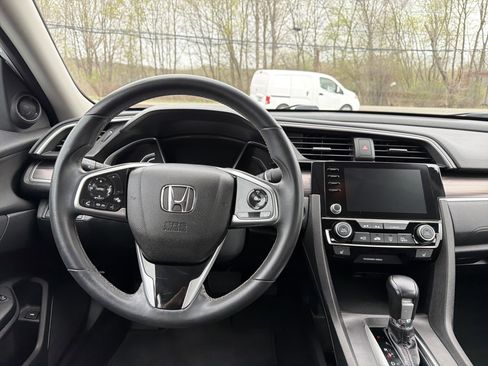 Used 2019 Honda Civic EX image 12