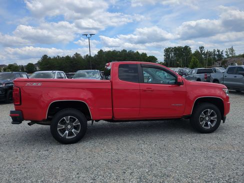 Used 2015 Chevrolet Colorado Z71 RWD image 11