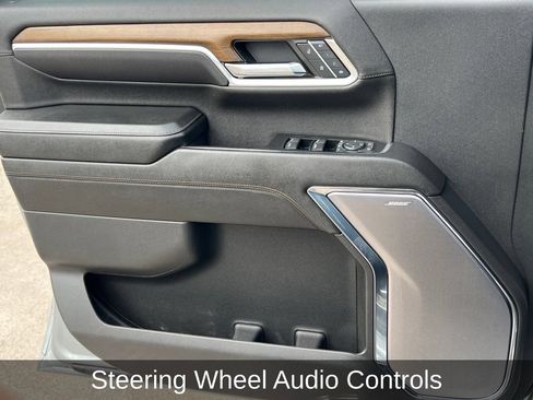 Used 2024 Chevrolet Silverado 2500 High Country w/ High Country Premium Package AWD/4WD image 10