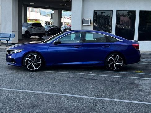 Used 2022 Honda Accord Sport image 4
